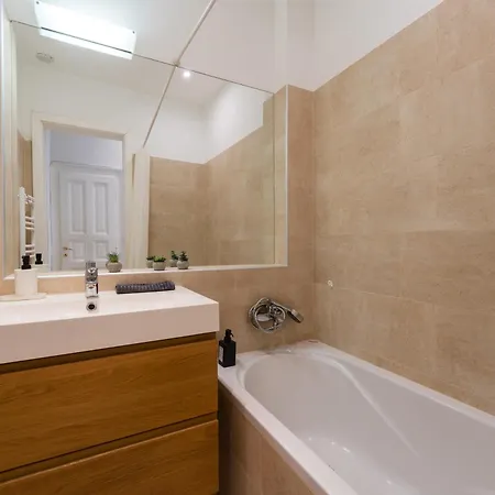 Appartamento Spacious By Opera *