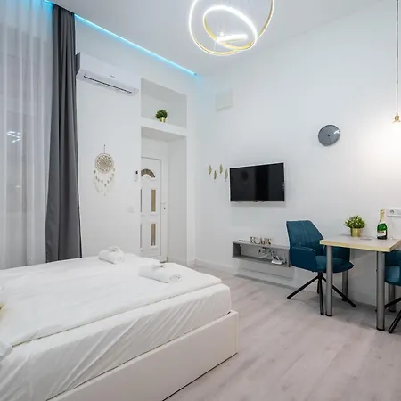 D26 - Opera Retreat - Location By Bqa * Budapest