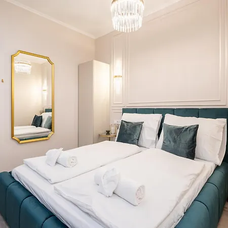 Kiraly 33 - Hidden Gem - Location By Bqa Apartment *