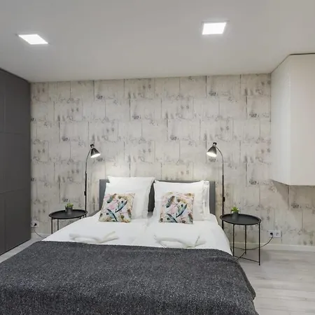 Lovely & Apartment *