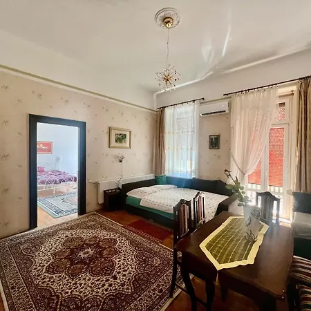 Center Apartment