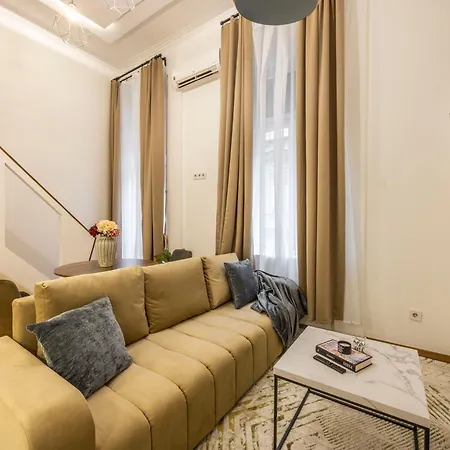 Charming Grand In The Heart Of *