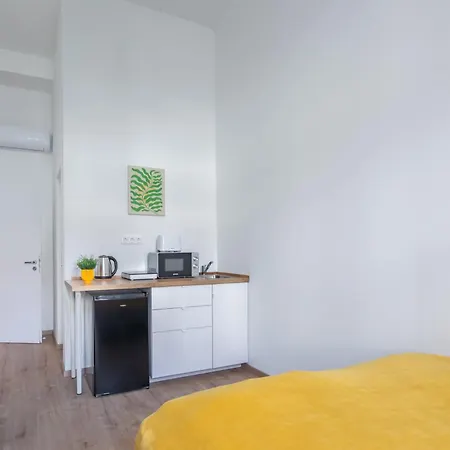 - New - Easy Sleep Apartment