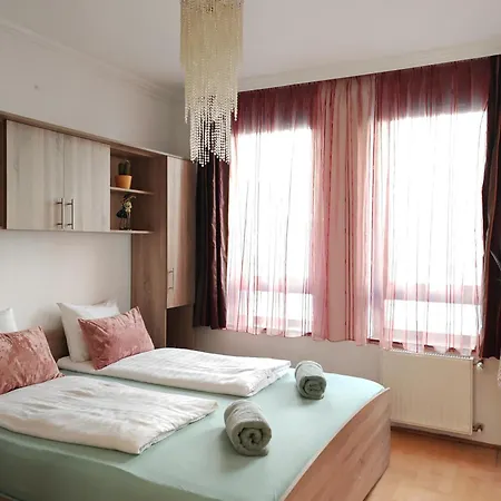 Leda By Nw * Budapest