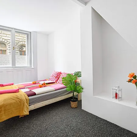 Grand Boulevard Happy Homes * Budapest