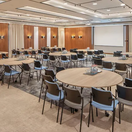Hotel Crowne Plaza By Ihg Budapest