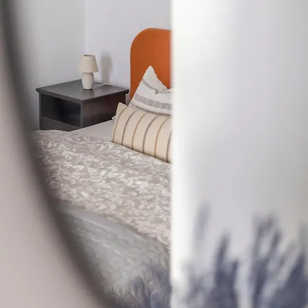 Cozy & Located W' Terrace Apartment