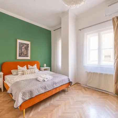 Apartment Cozy & Located W' Terrace Budapest