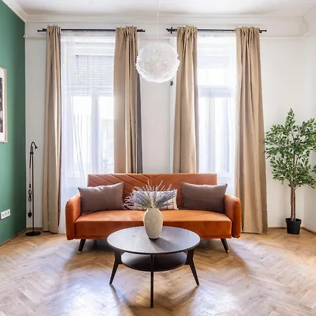 Cozy & Located W' Terrace *