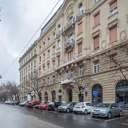 Ultra - Very Comfy Apartment Budapest