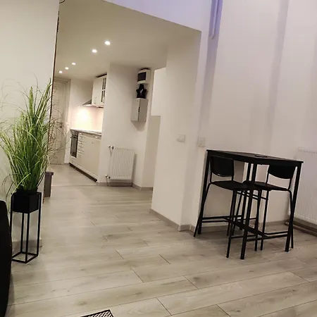 Dolce Crystal Apartment