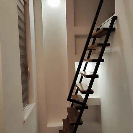 Dolce Crystal Apartment