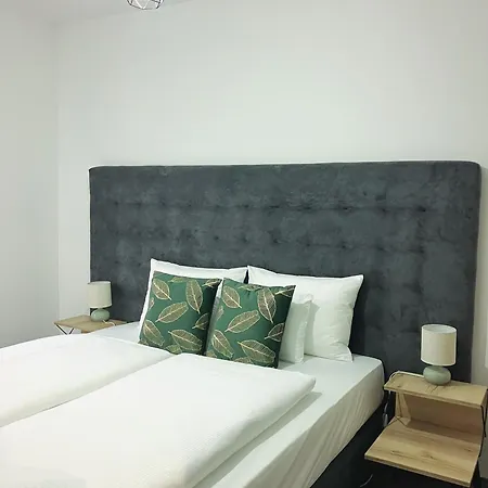 Apartmanhotel Hock