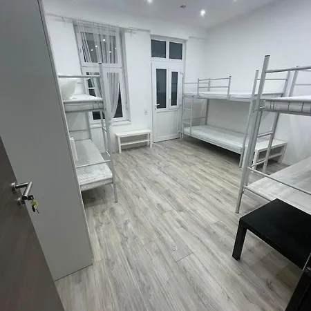Golya Beds Free Parking Hostel *