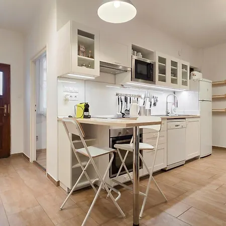 Pannonia Apartment