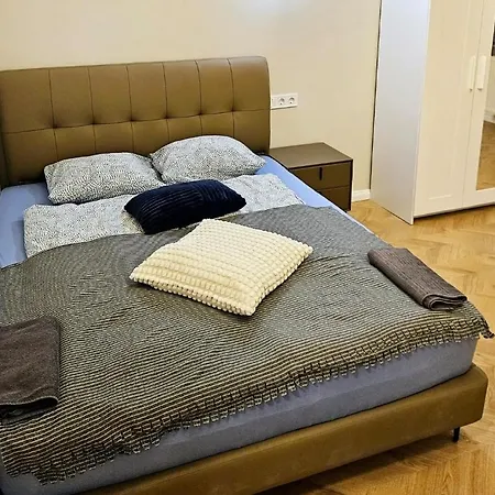 Apartamento Designer Near Kalvin Square Budapeste