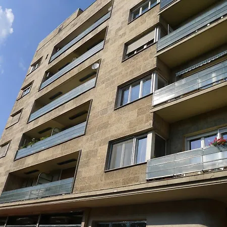 Terrace Apartment *