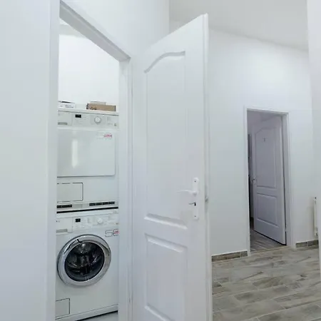 Brand New With Aircon In The Center