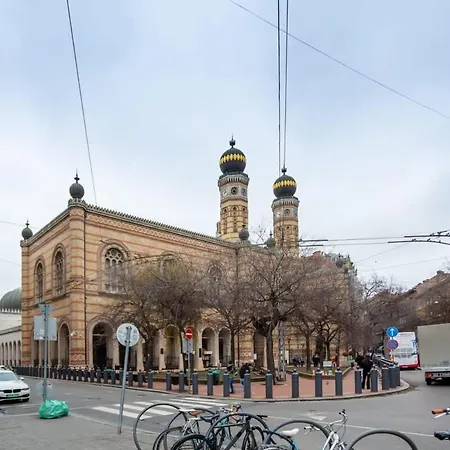 Extra New Budapest