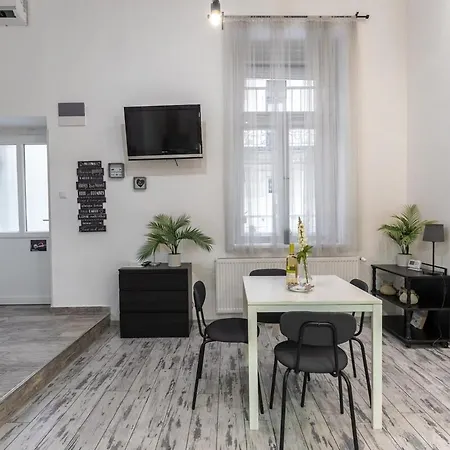 Elysian Estate Grt1 Budapest