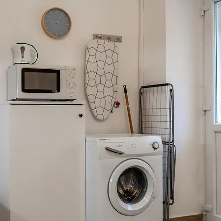 Elysian Estate Grt1 Budapest