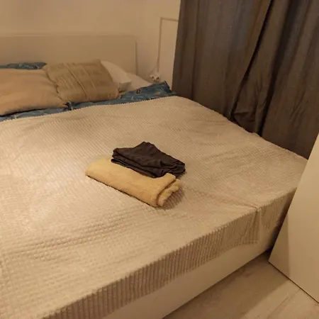 Dagaly Free Parking In Garage Apartment Budapest