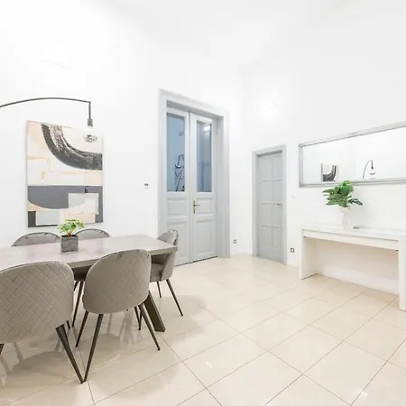 Superior -modern 3br Apartment