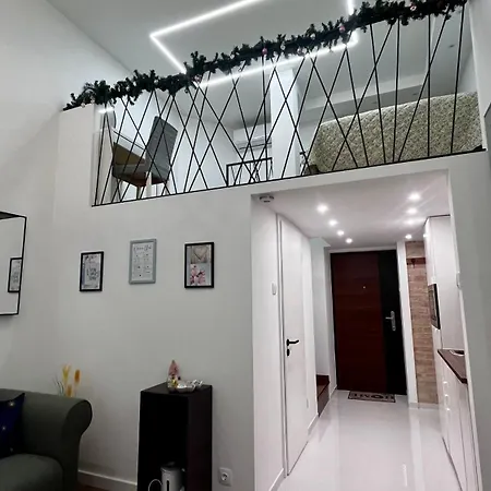 Apartamento Carina Duplex Apartment- Near Nyugati Metro Line 3 Budapest