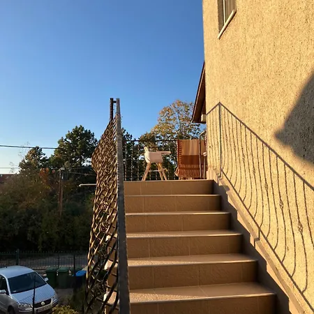 Retifarkas Apartment *