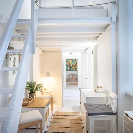 The Almond Loft At Harsfa 31 Apartment
