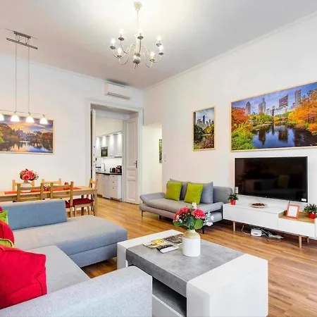 The Spacious Dream * Budapest