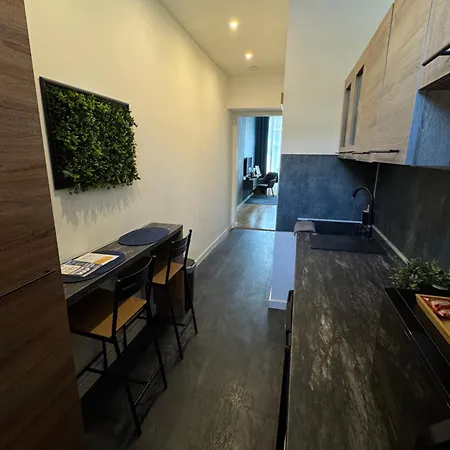 Tarsashazi Lakas Budapesten Koezel Mindenhez Apartment Budapest