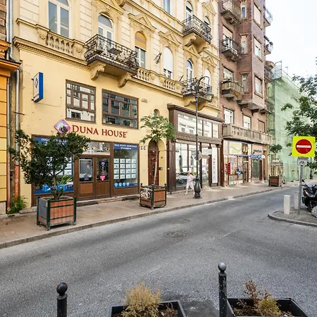 Apartment Kiraly 33 - Hidden Gem - Location By Bqa *