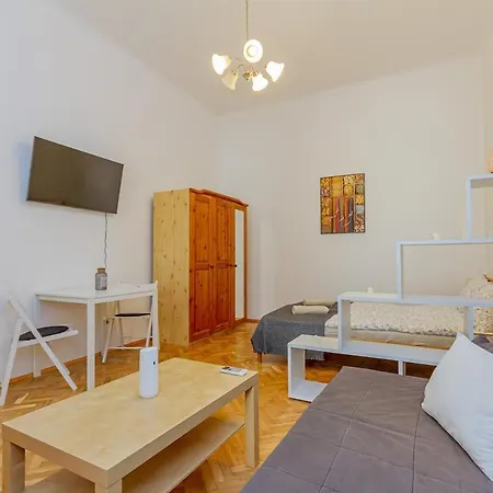 A57 Downtown Cosy
