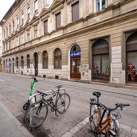 D24 - Historic Quarter Design Loft - Location By Bqa * Budapešť