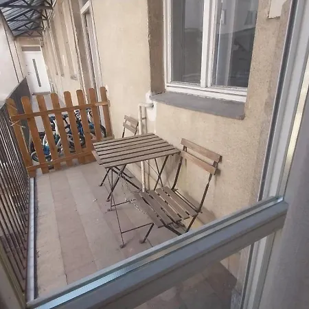 Apartment Apaczai Nearby Chain Bridge *
