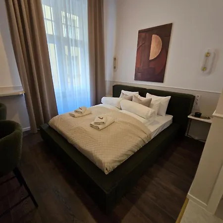 V15 Luxury In The Heart Of