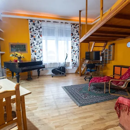 Bohemian Apartment *