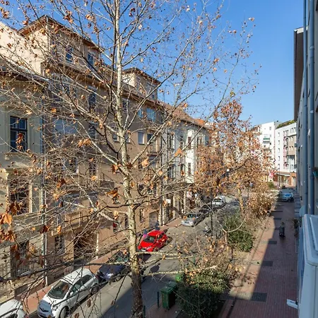 Fut26 Peaceful, Stylish Behind Corvin Plaza Apartment