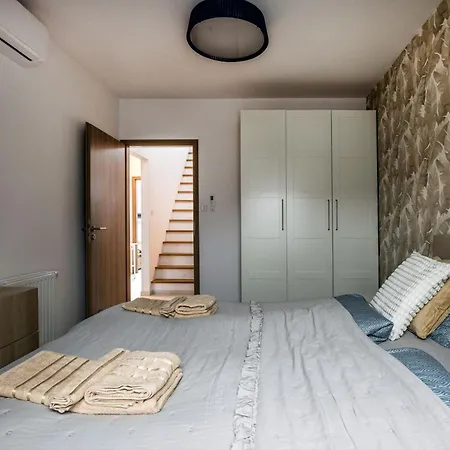 Summit - Penthouse With Parking For Two Apartment *