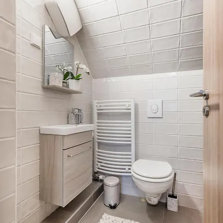 Apartment Summit - Penthouse With Parking For Two *