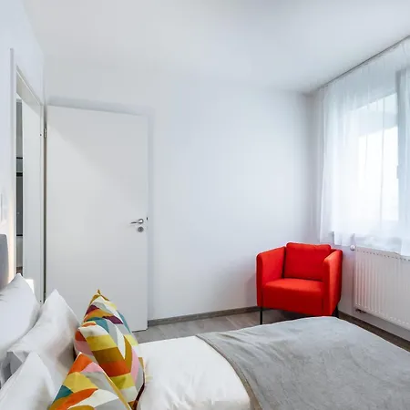 דירה - Balcony - New - Comfy