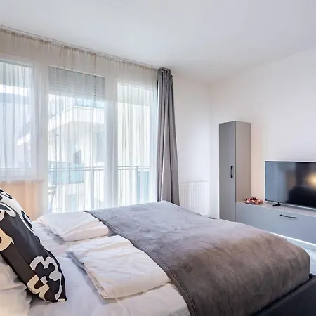 - Balcony - New - Comfy * בודפשט