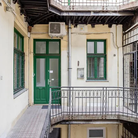 Vitalo Apartment