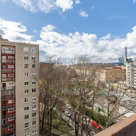 Cloud 8 * Budapest