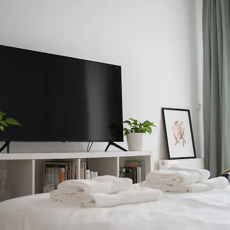 Apartment Artist's - Urban Oasis *
