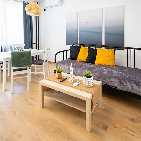 Exclusive Next To The Gellert Hill Daire *