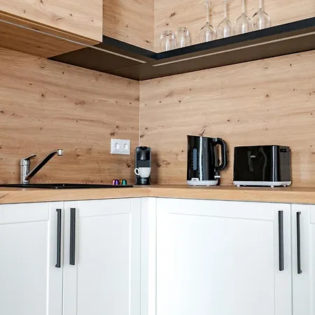Apartment D52 *