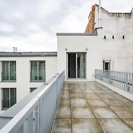 D52 * Budapest