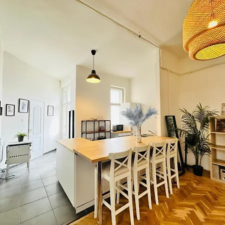 Rakoczi Apartment Budapest